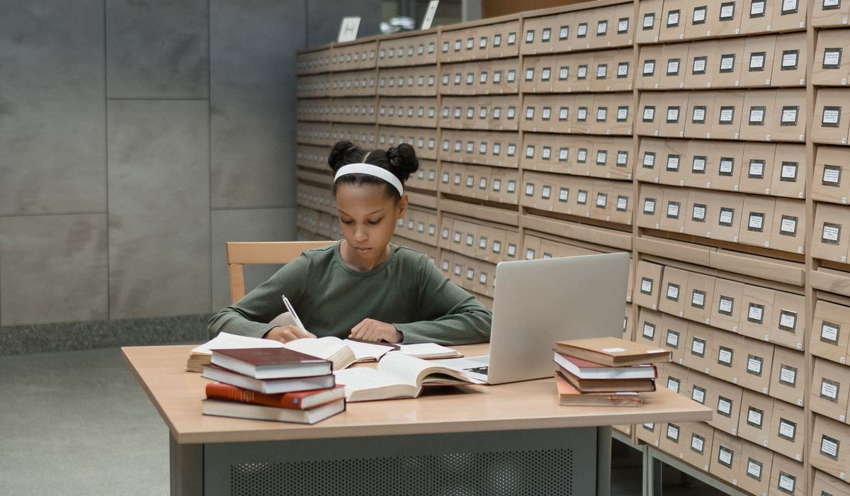 Time management tips for balancing study and part-time work